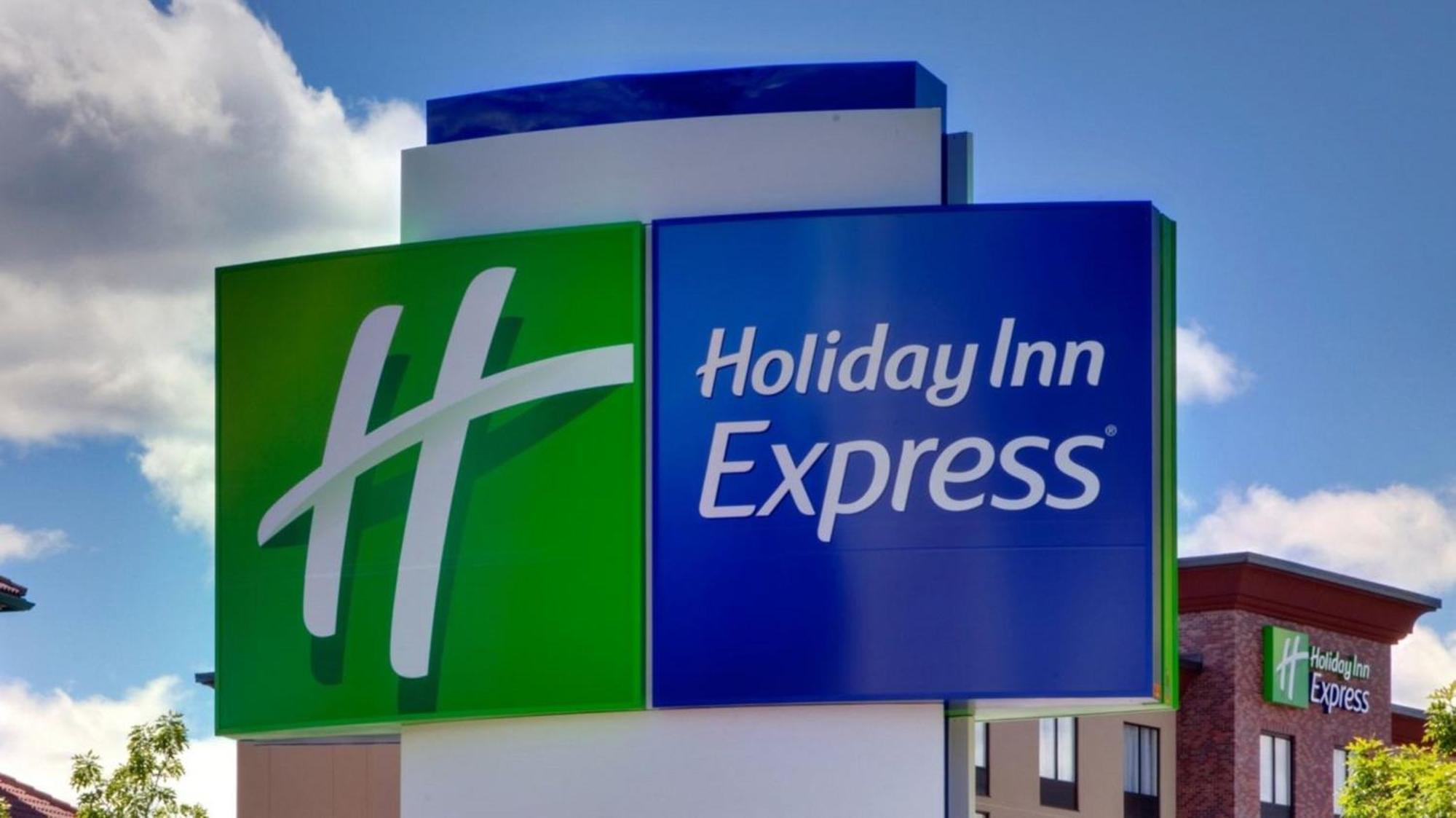 Holiday Inn Express & Suites George - Quincy South By Ihg エクステリア 写真